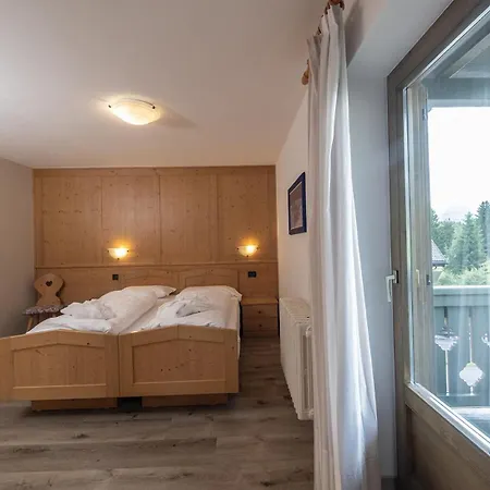 Hotel Canada 3*